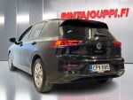 Volkswagen Golf 2022 Musta