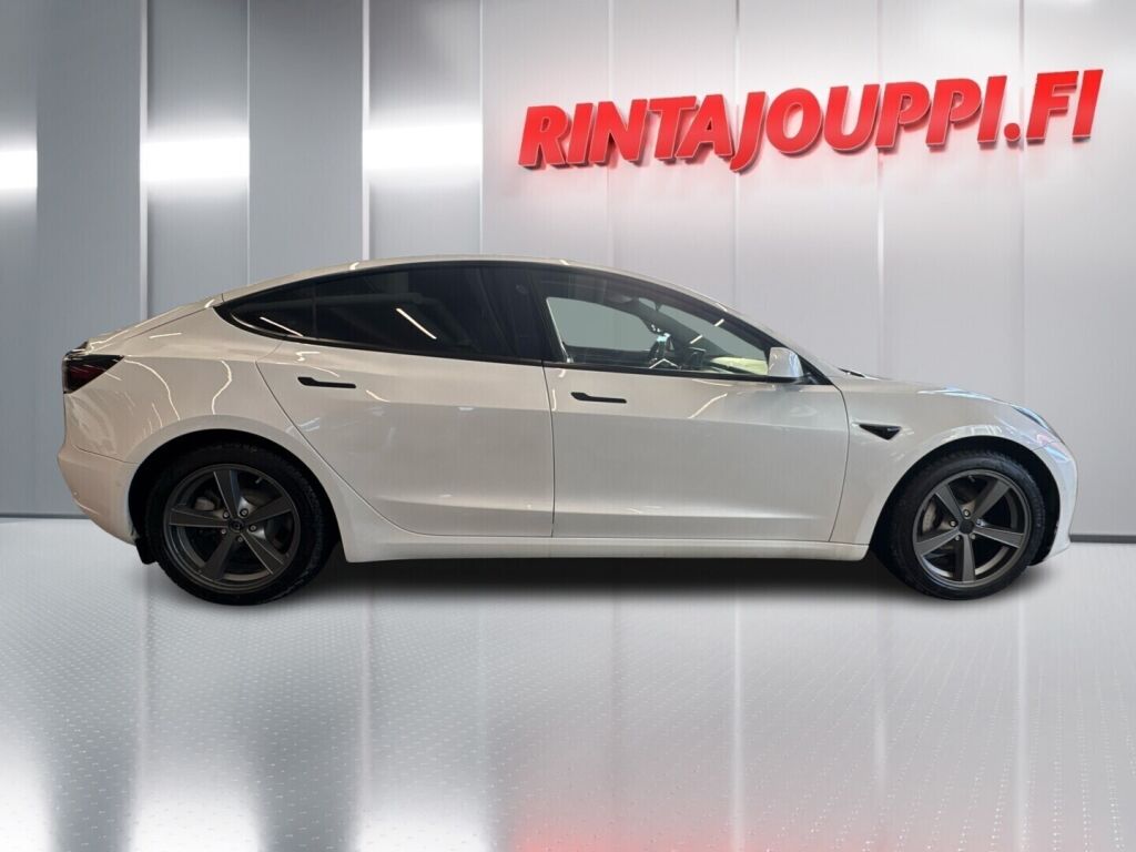 Tesla Model 3 2021 Valkoinen