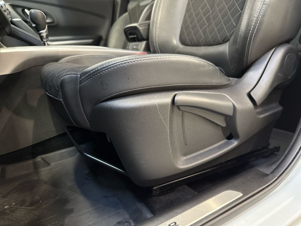 Renault Kadjar 2022 Valkoinen