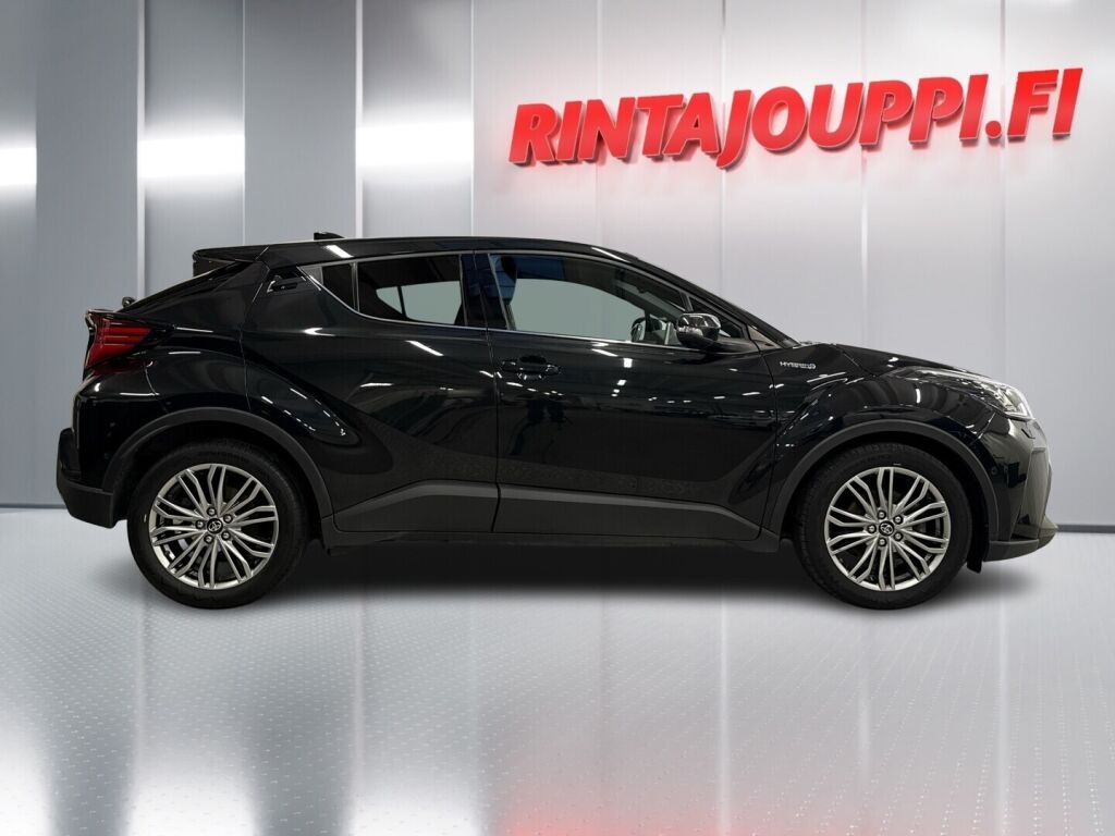 Toyota C-HR 2022 Musta