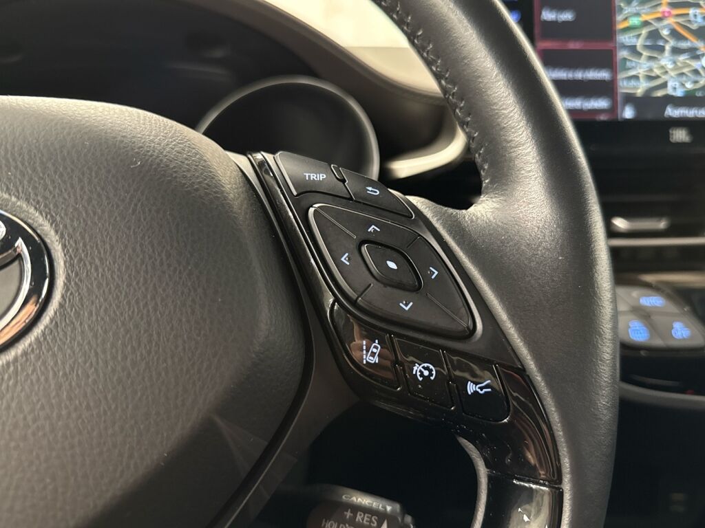 Toyota C-HR 2022 Musta