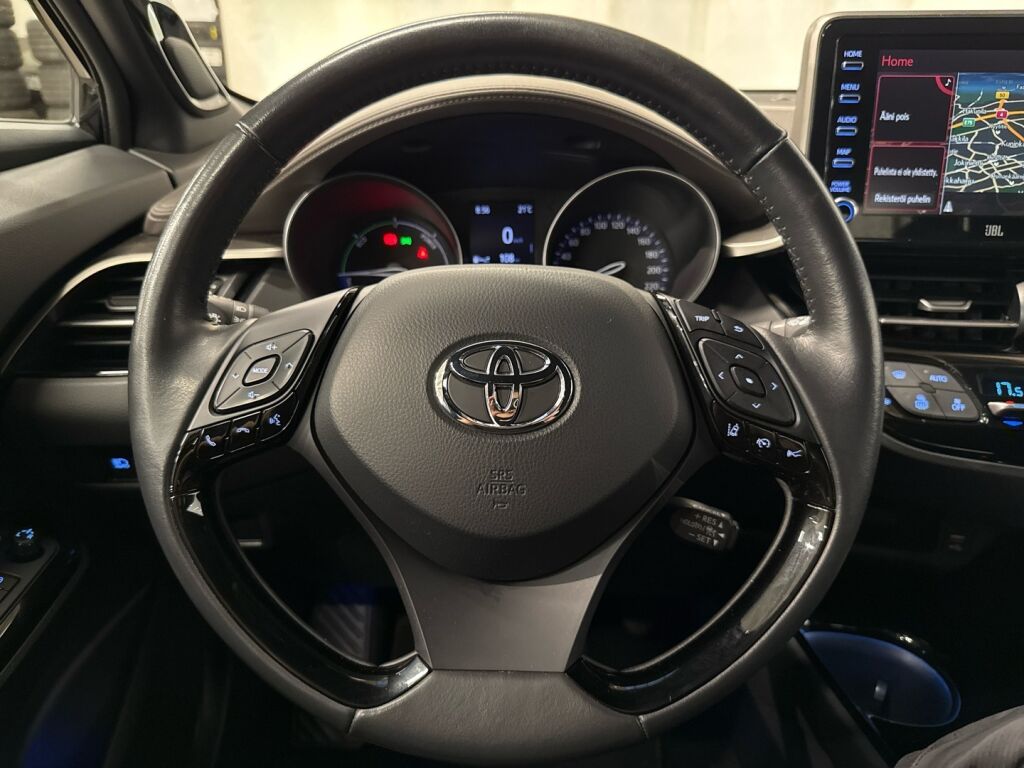 Toyota C-HR 2022 Musta
