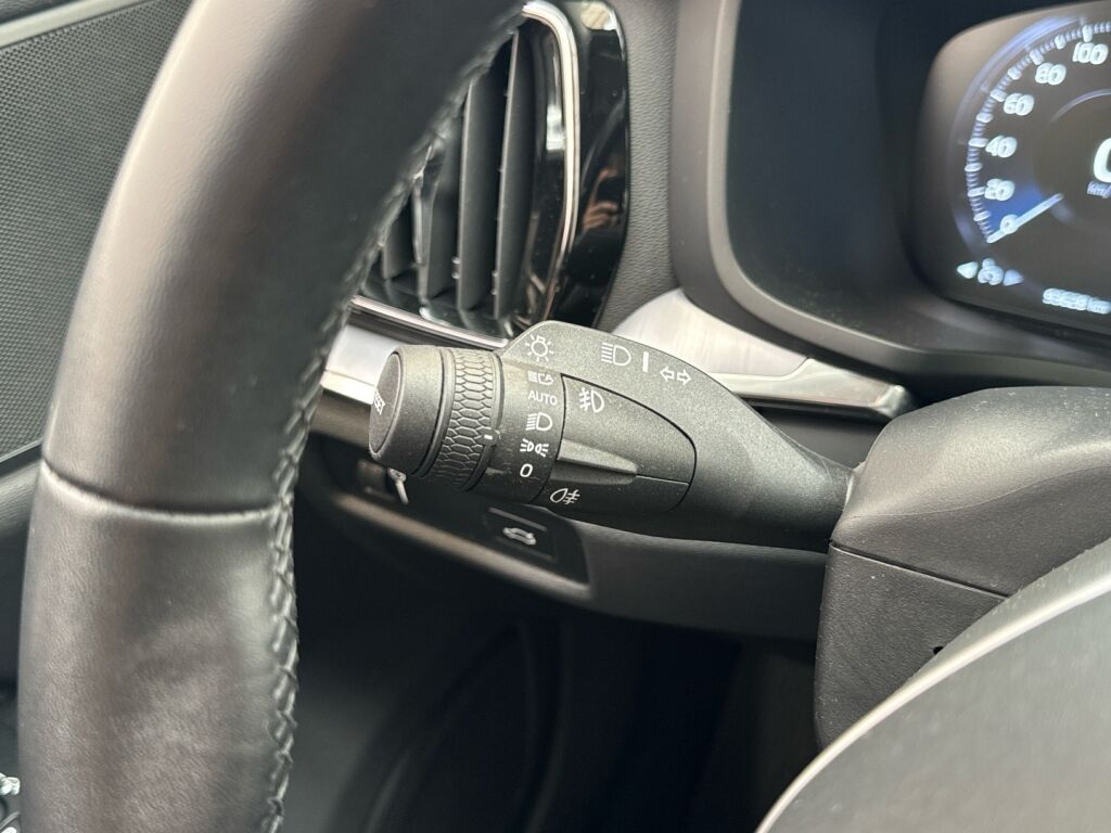 Volvo V60 2022 Harmaa