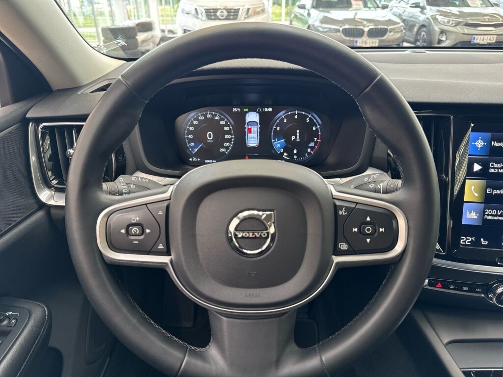 Volvo V60 2022 Harmaa