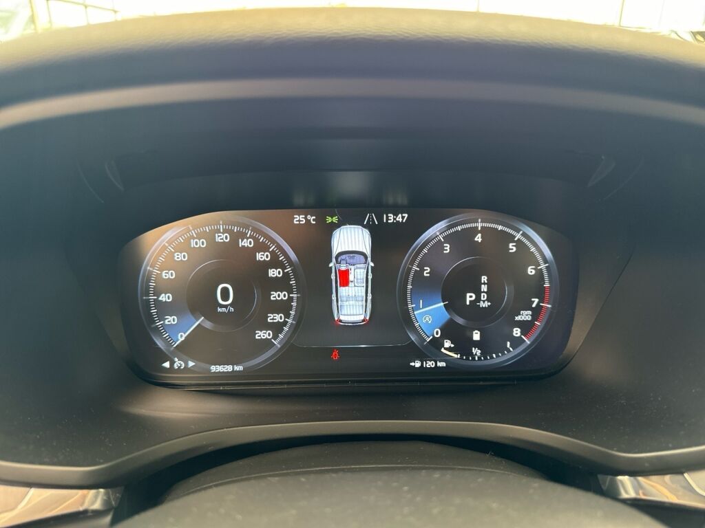 Volvo V60 2022 Harmaa