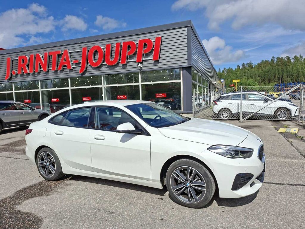 BMW 218 2021 Valkoinen