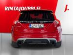Volvo V60 2017 Punainen