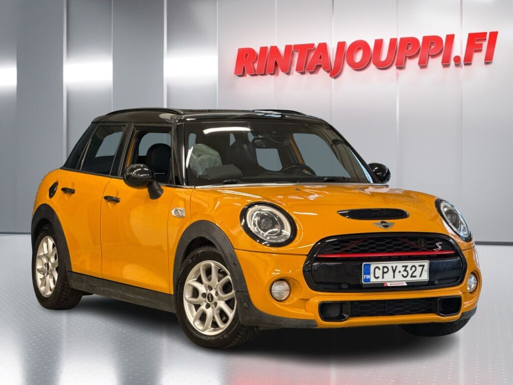 Mini Cooper 2015 Oranssi