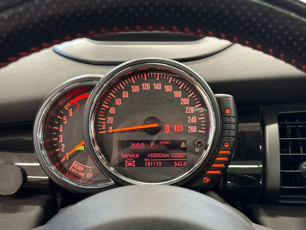 Mini Cooper 2015 Oranssi