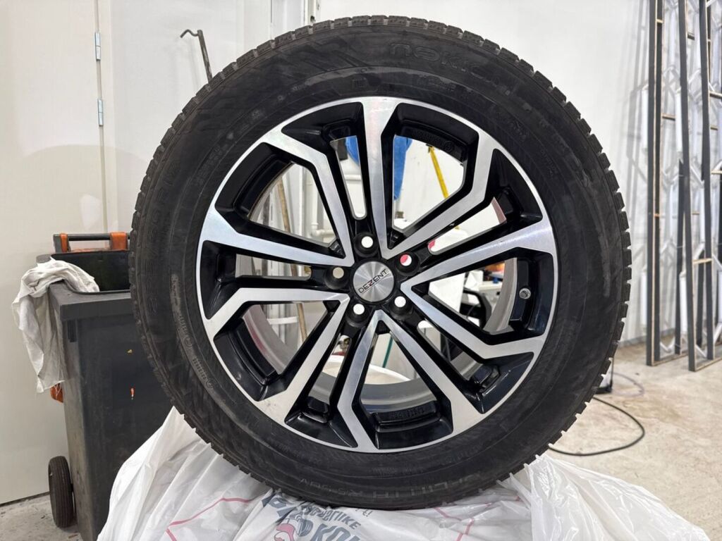 Ford Kuga 2022 Harmaa