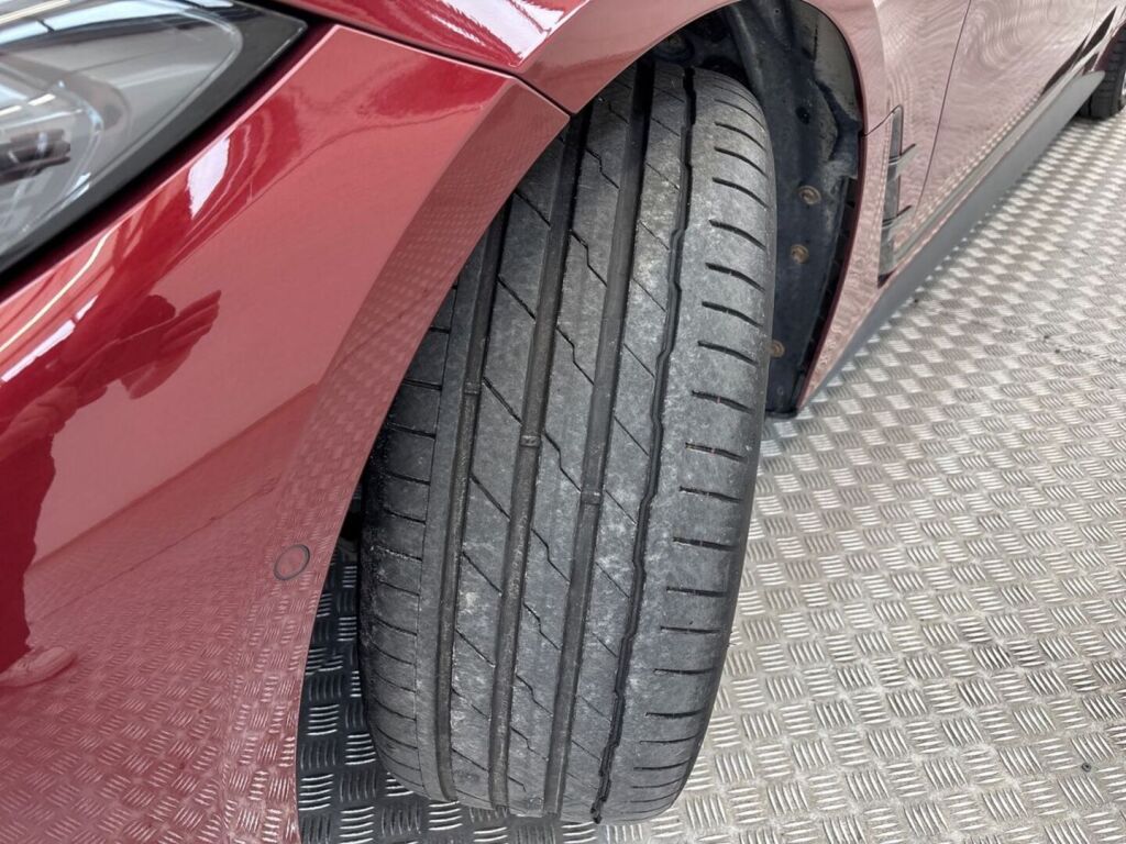 BMW I4 M50 2022 Punainen