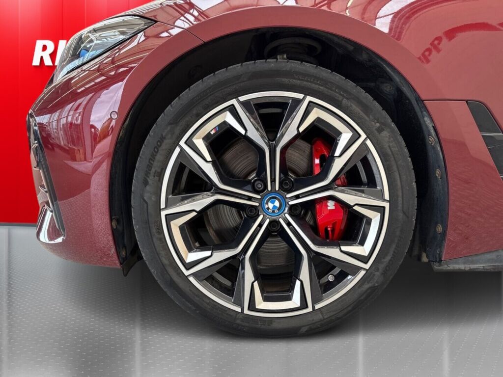 BMW I4 M50 2022 Punainen