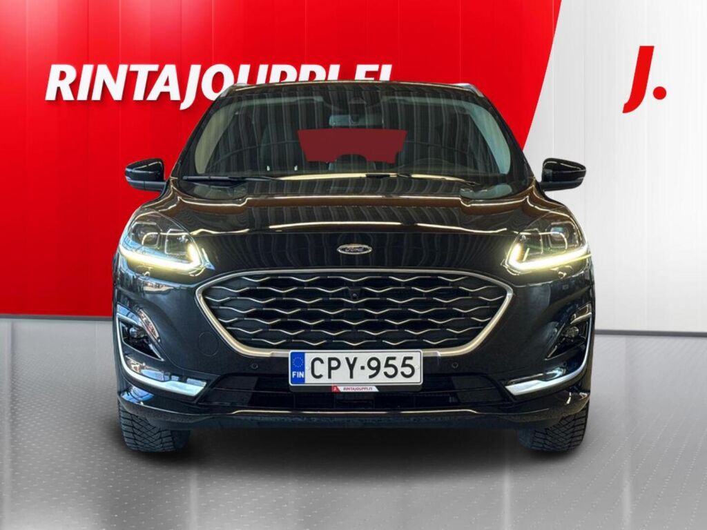 Ford Kuga 2022 Musta