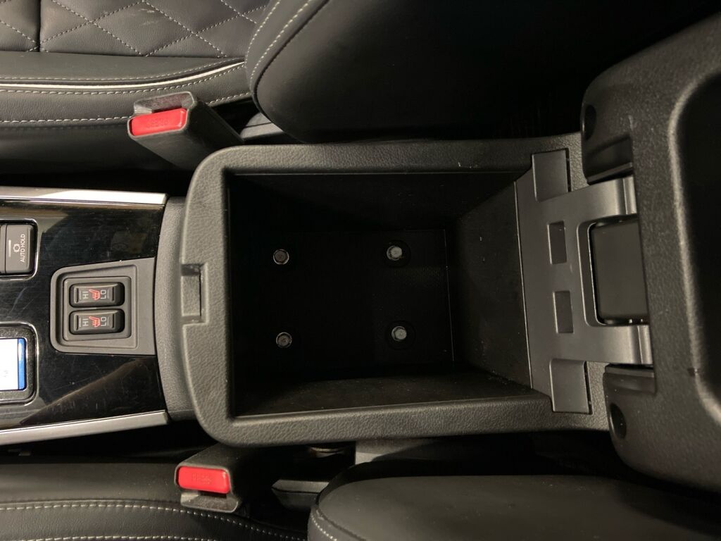 Mitsubishi Outlander PHEV 2019 Valkoinen