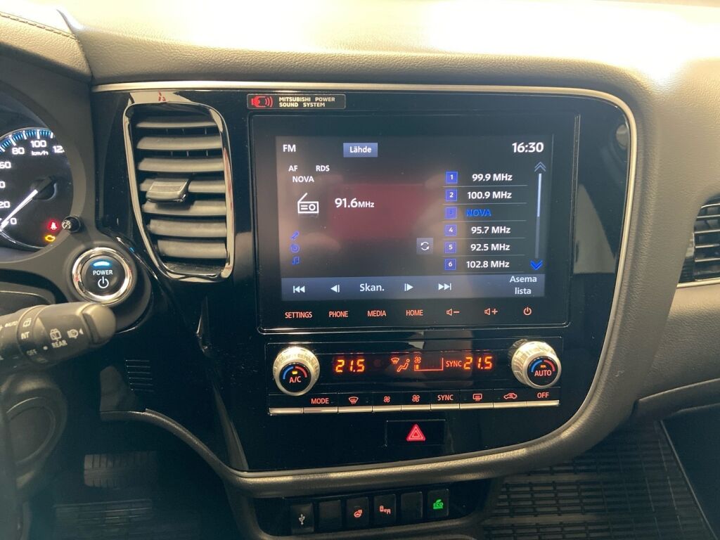 Mitsubishi Outlander PHEV 2019 Valkoinen