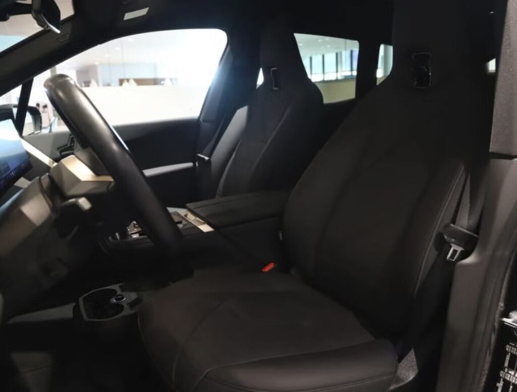 BMW iX 2024 Harmaa