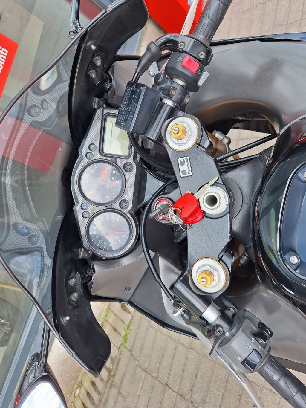Kawasaki ZX-12R 2004 