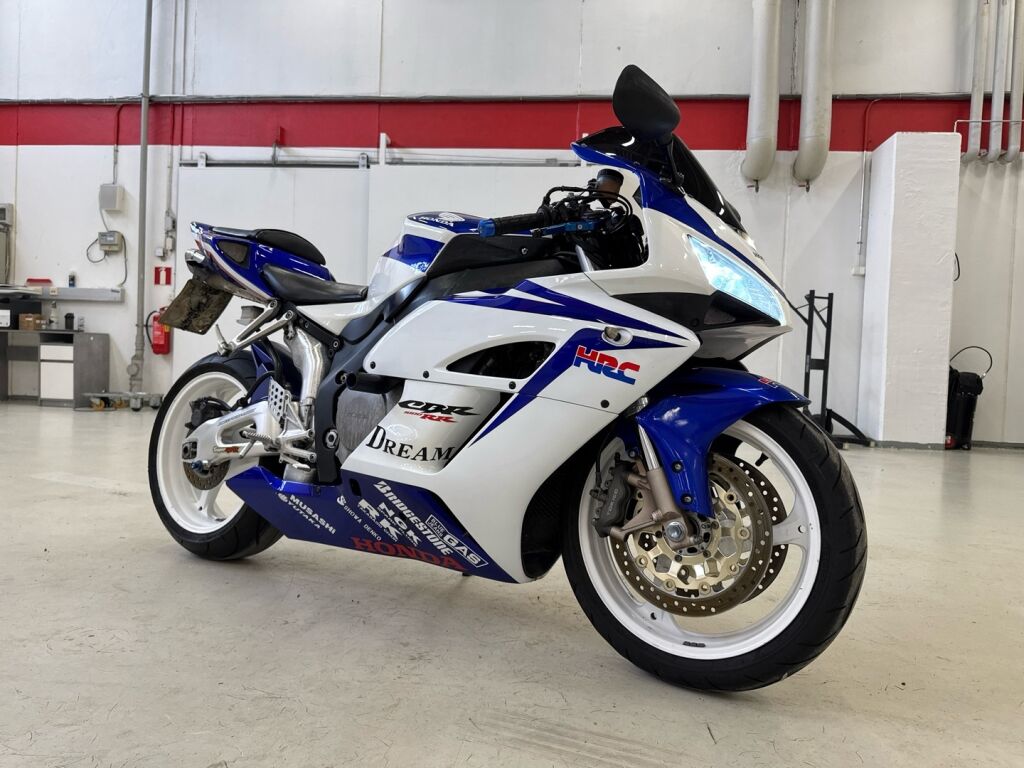 Honda CBR 2004 