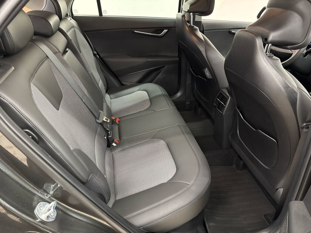 Kia Niro 2025 Harmaa