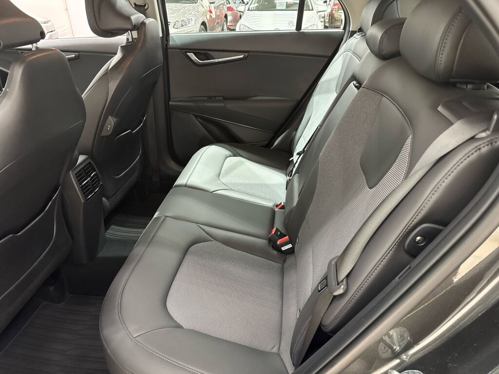 Kia Niro 2025 Harmaa