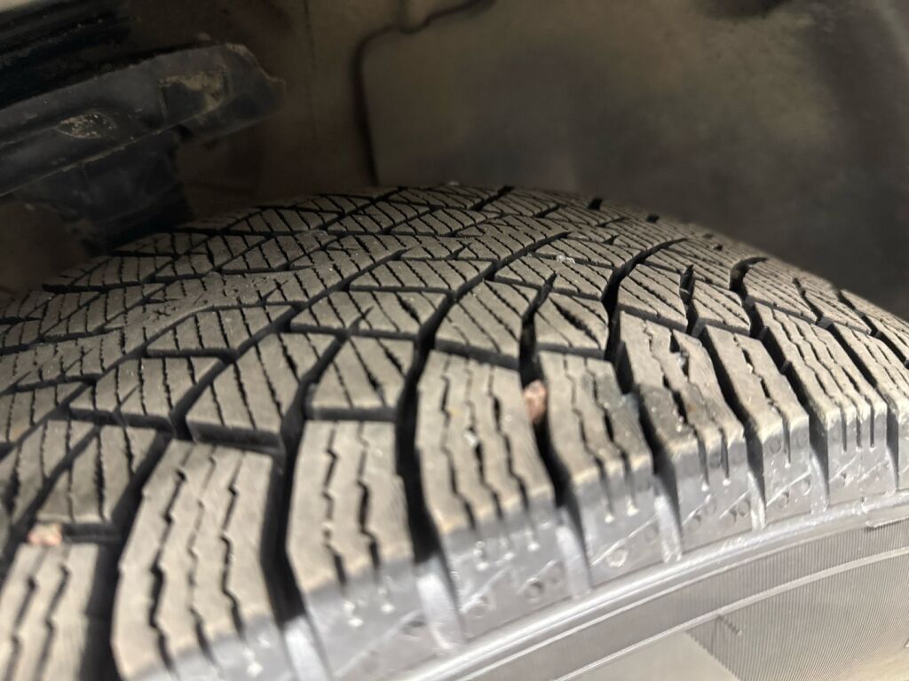 Kia Niro 2025 Harmaa