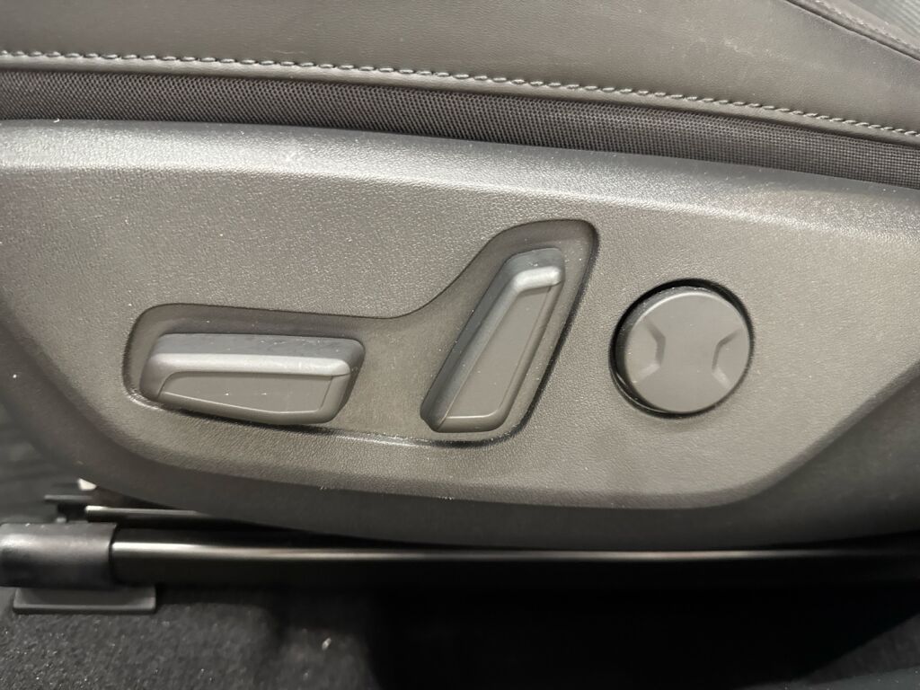 Kia Niro 2025 Harmaa