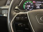 Audi e-tron 2021 Musta