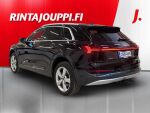 Audi e-tron 2021 Musta