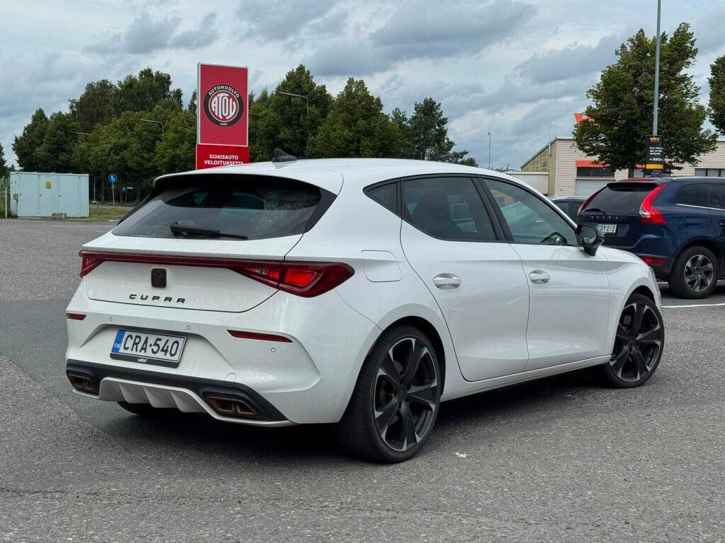Cupra Leon 2022 Valkoinen