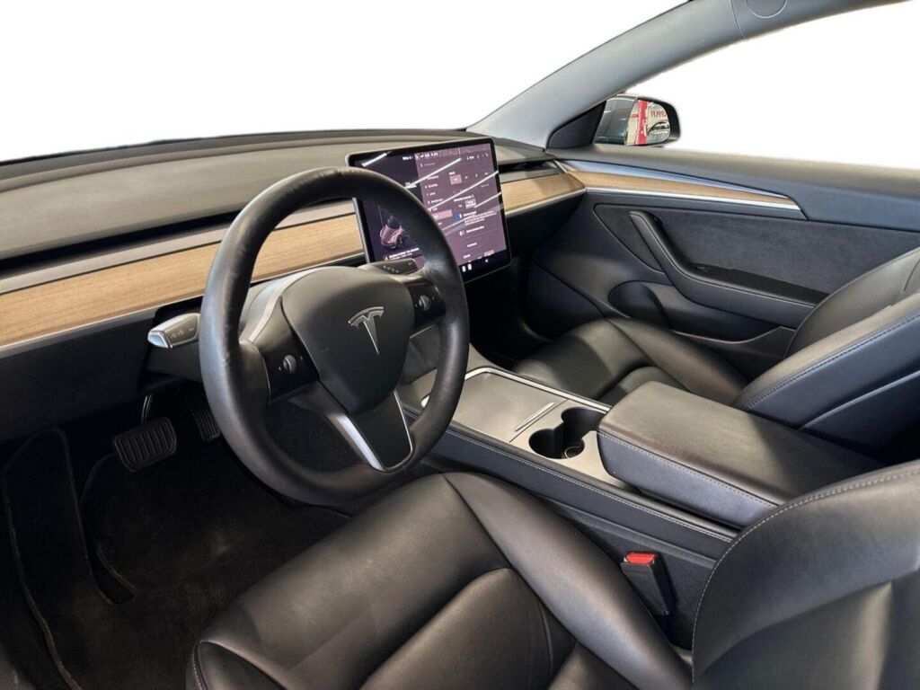 Tesla Model 3 2021 Harmaa