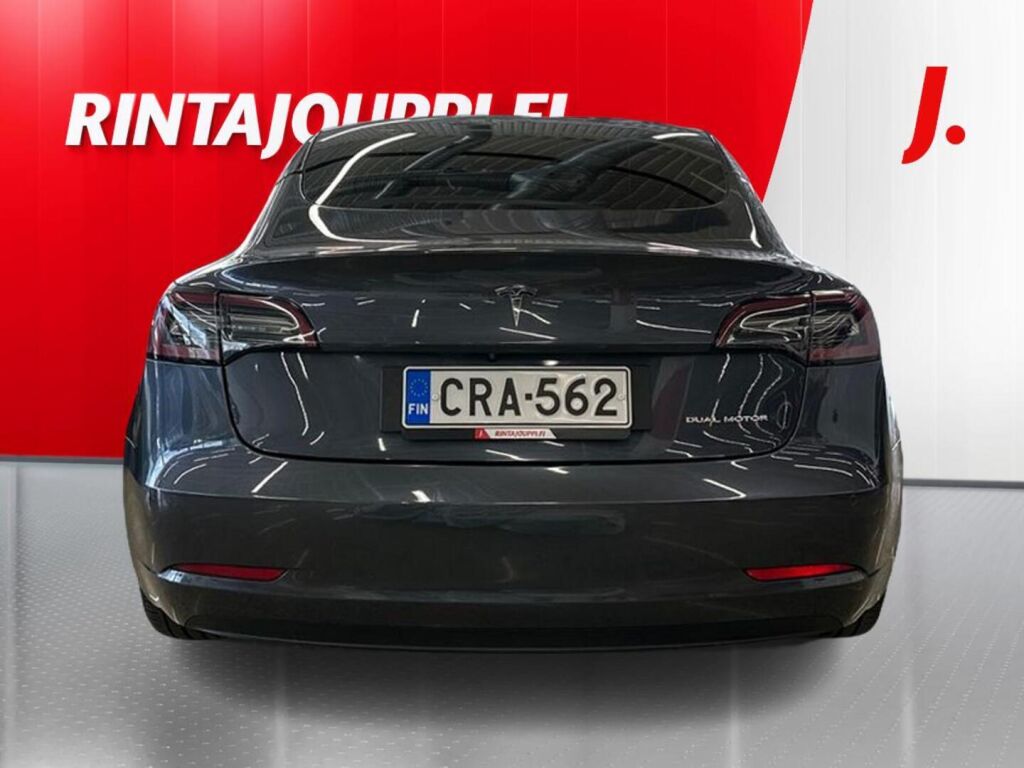 Tesla Model 3 2021 Harmaa