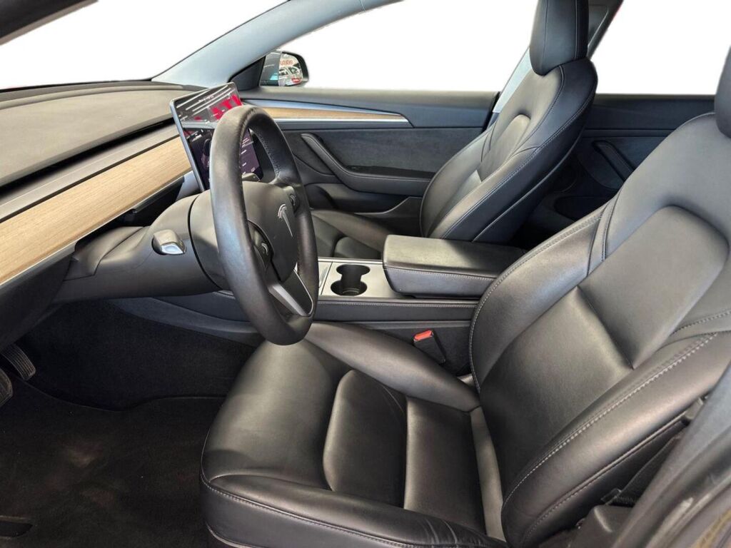 Tesla Model 3 2021 Harmaa