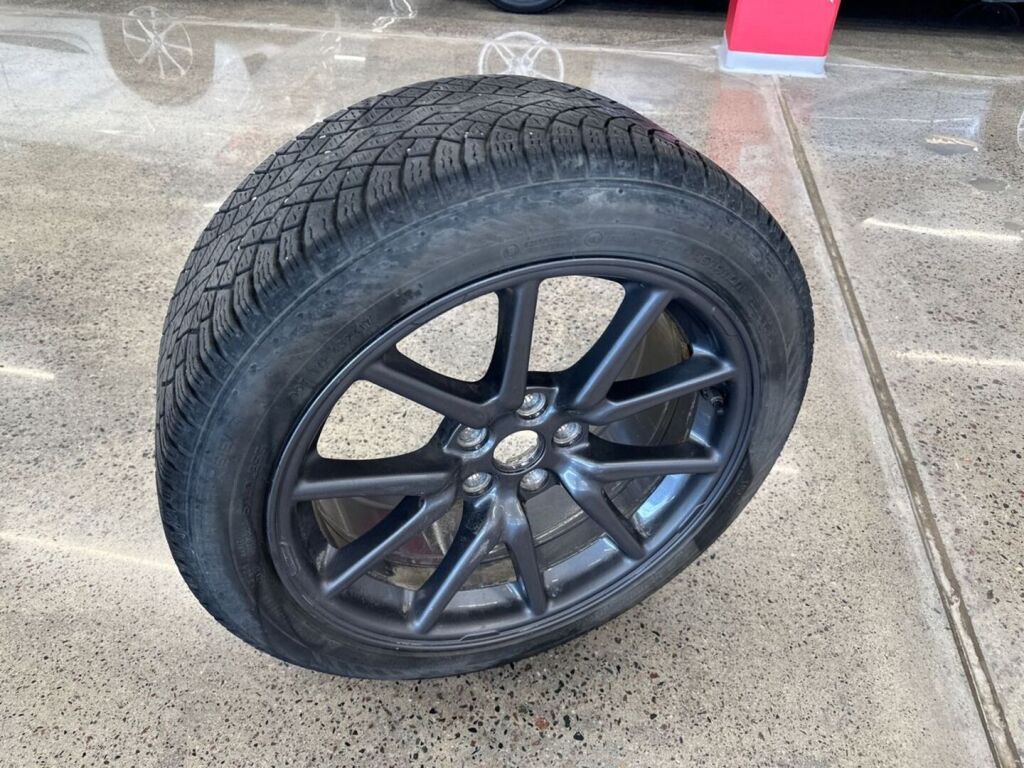 Tesla Model 3 2021 Harmaa