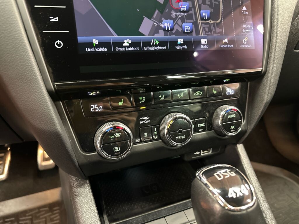 Skoda Octavia 2018 Valkoinen