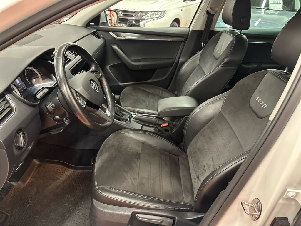 Skoda Octavia 2018 Valkoinen