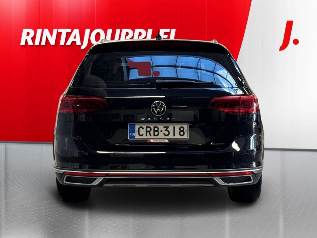Volkswagen Passat 2022 Musta