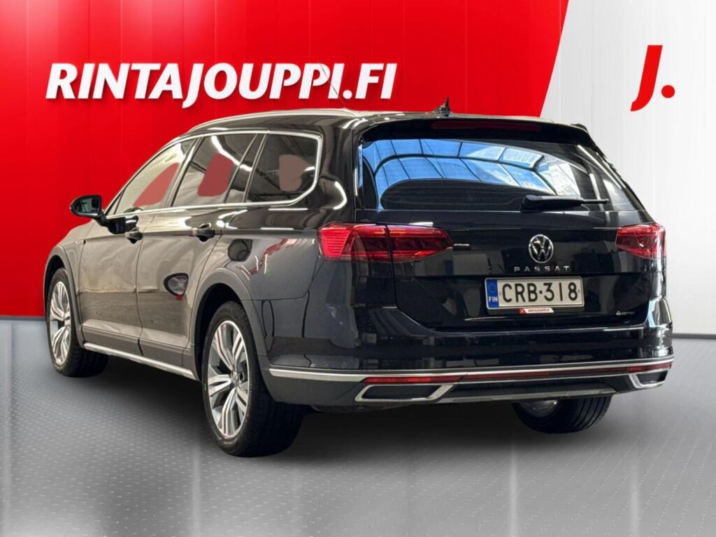 Volkswagen Passat 2022 Musta