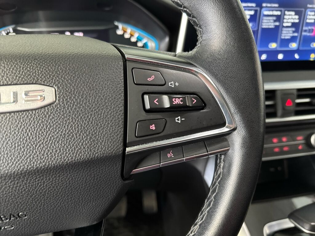 Maxus Euniq 5 2022 Musta