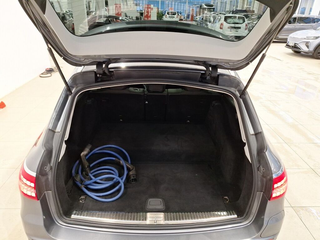 Mercedes-Benz E 2020 Harmaa