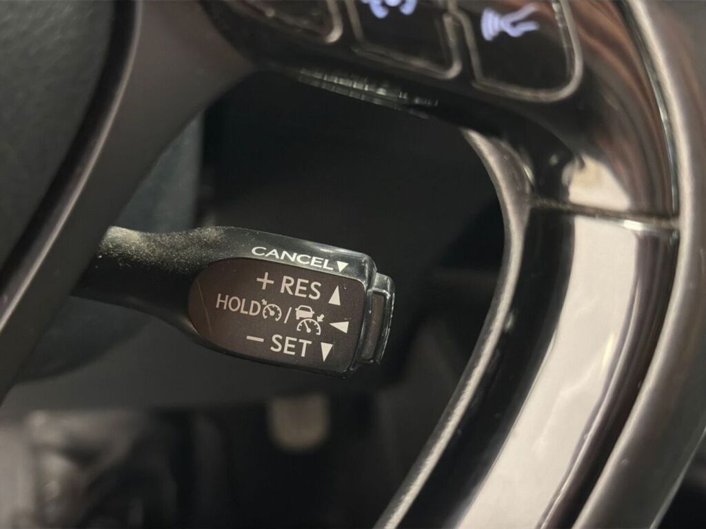 Toyota C-HR 2020 Valkoinen