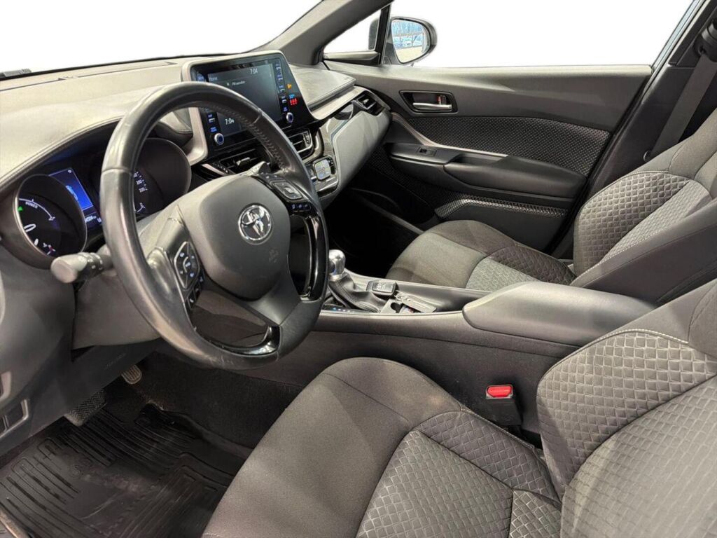 Toyota C-HR 2020 Valkoinen