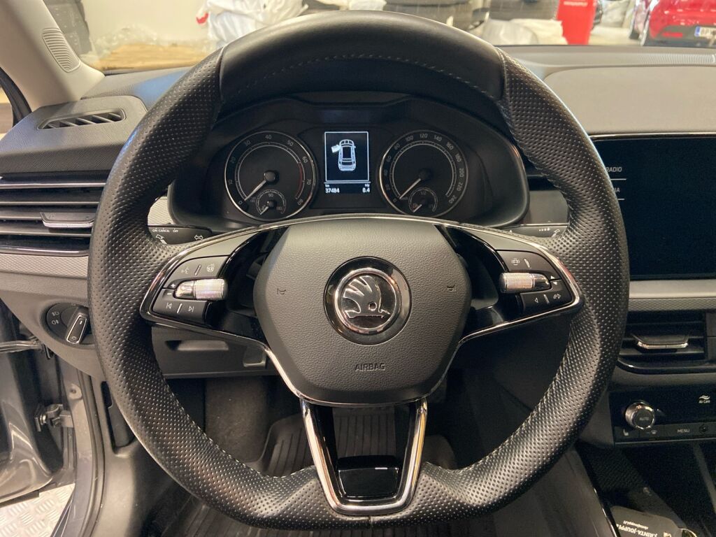 Skoda Kamiq 2022 Harmaa