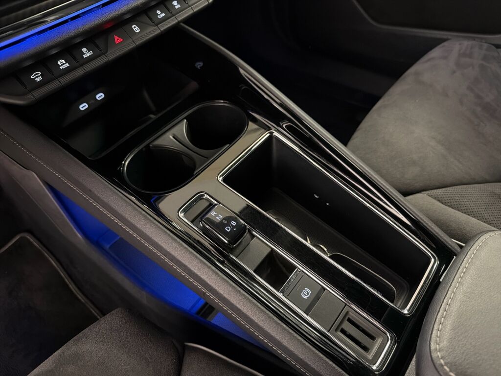 Skoda Enyaq 2022 Sininen