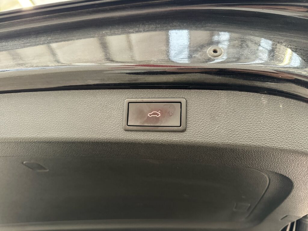 Skoda Kodiaq 2022 Musta