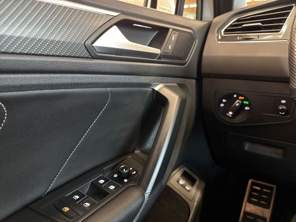 Volkswagen Tiguan 2022 Valkoinen