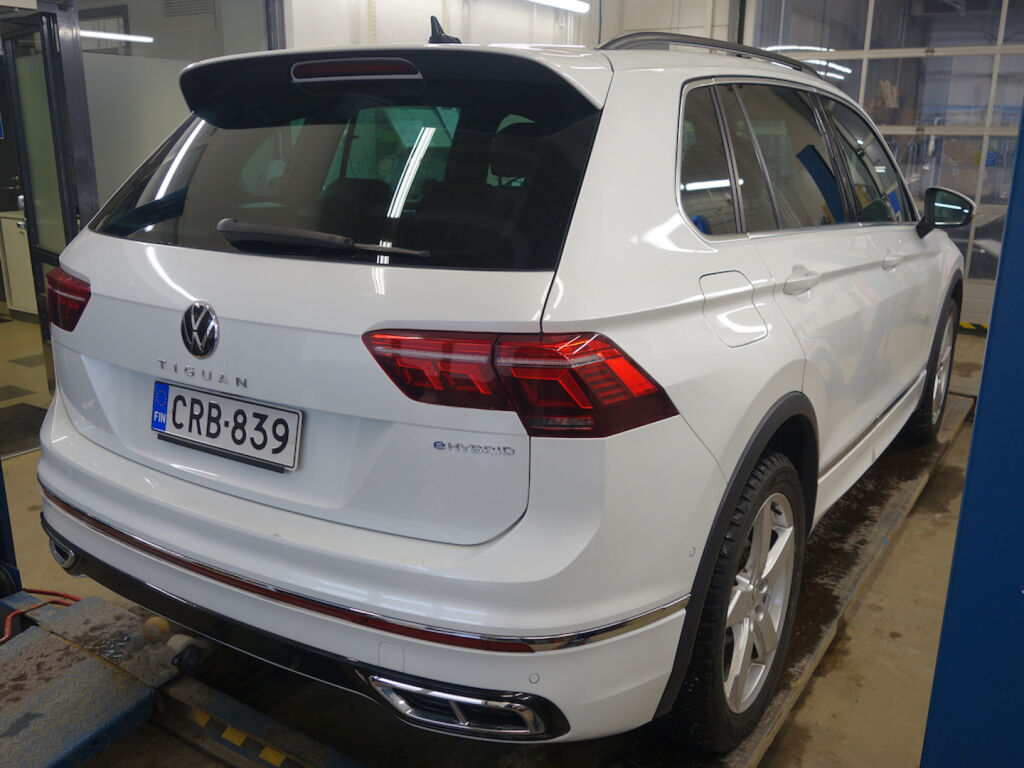 Volkswagen Tiguan 2022 Valkoinen