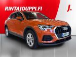 Audi Q3 2022 Oranssi