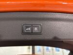 Audi Q3 2022 Oranssi