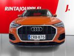 Audi Q3 2022 Oranssi