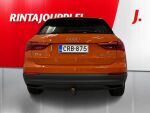 Audi Q3 2022 Oranssi